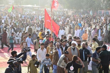 مجلس وحدت مسلمین صوبہ سندھ کے تحت باغ مصطفیٰ ﷺحیدرآباد میں لبیک یارسول اللہ ﷺکانفرنس ،قائد وحدت علامہ راجہ ناصرعباس جعفری کی پنڈال میں آمد پر شرکاءکی جانب سے پرتپاک استقبال