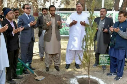 پاکستان ہمارا گھر ہے اس کو سرسبزوشاداب بنانے کے لئے تمام مکتبہ فکر کو کردار ادا کرنا ہوگا،آغارضا