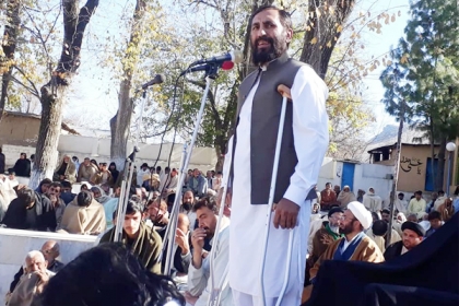 اورکزئی میں کوئی مقامی باشندہ بھی وطن کارڈ کے بغیر داخل نہیں ہوسکتاتوپھر یہ دہشت گرد کیسے داخل ہوتے ہیں؟علامہ اقبال بہشتی