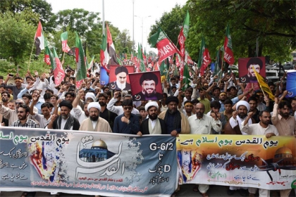 امام امت خمینی بت شکن نے یوم القدس کے زریعے عالمی استعماری قوتوں کے خلاف قیام کا درس دیا، علامہ امین شہیدی