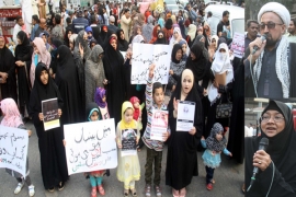 ایم ڈبلیوایم شعبہ خواتین کے زیر اہتمام معصوم زینب کے بہیمانہ قتل کے خلاف کراچی پریس کلب پر احتجاجی مظاہرہ