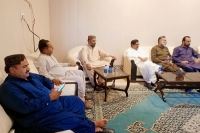 نظریاتی اختلافات کے باوجود دیگر جماعتوں کے سیاسی قائدین ہم سب کیلئے قابل احترام ہیں،علامہ مقصود ڈومکی