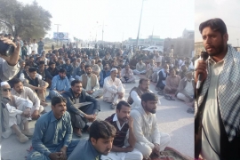شیعہ ٹارگٹ کلنگ کے خلاف ایم ڈبلیوایم کا ڈی آئی خان میں بنوں روڈ پر احتجاجی دھرنا